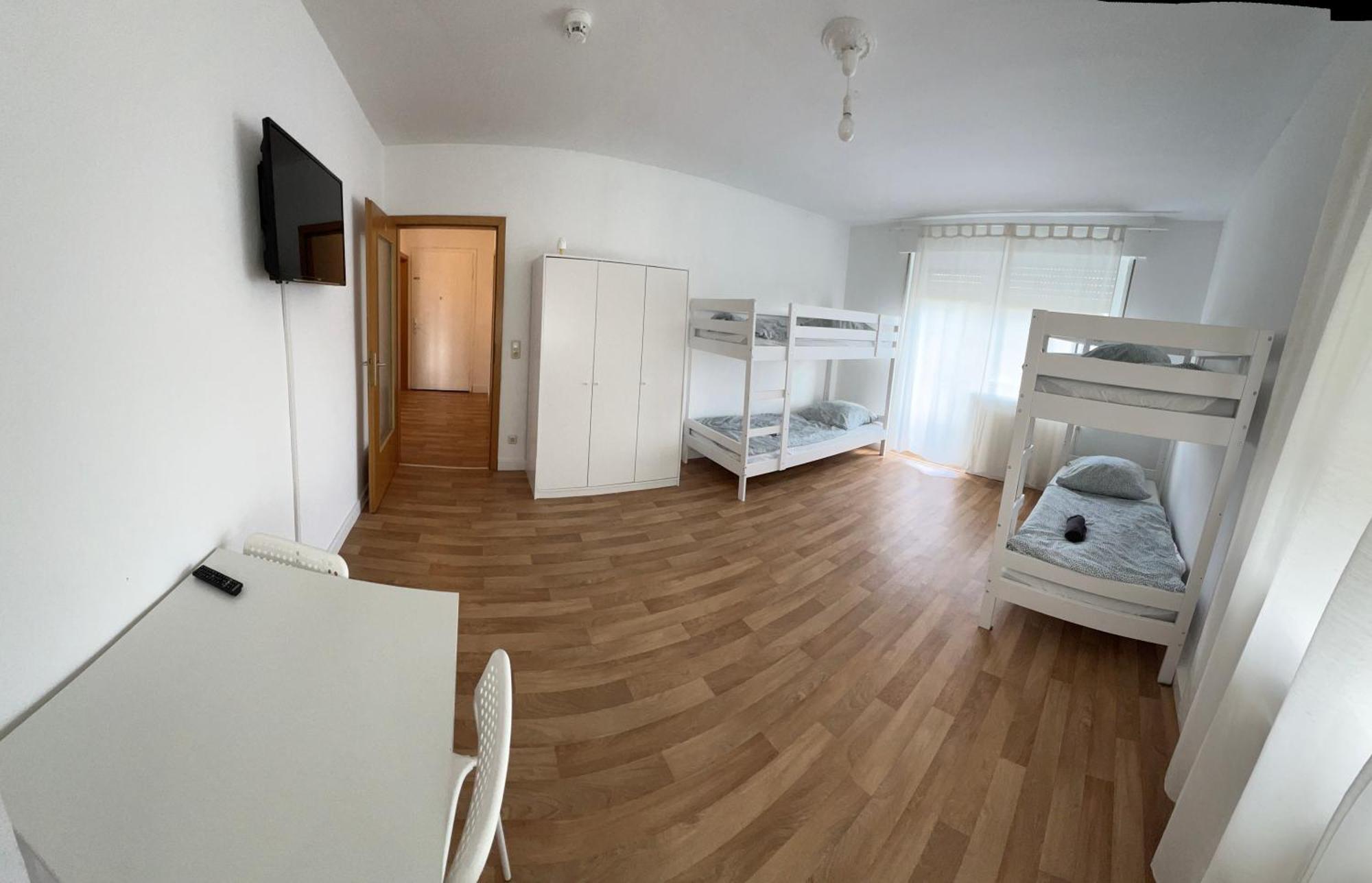 Ferienwohnungen Uhrturm Опенхайм Екстериор снимка